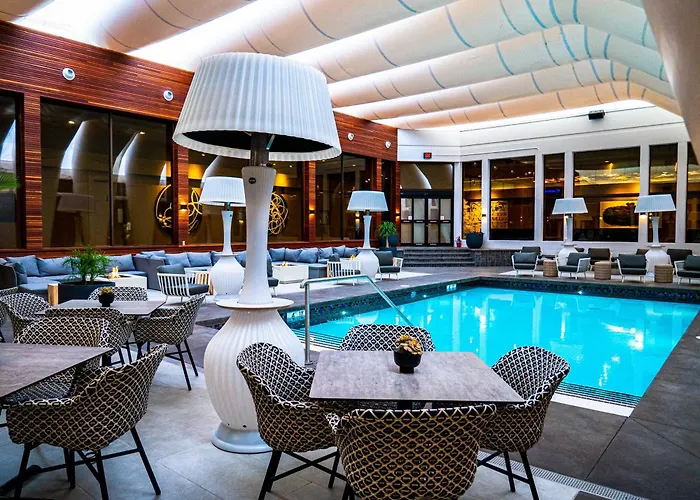 Hotel Arts